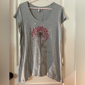 Sahalie Women’s Gray T-Shirt